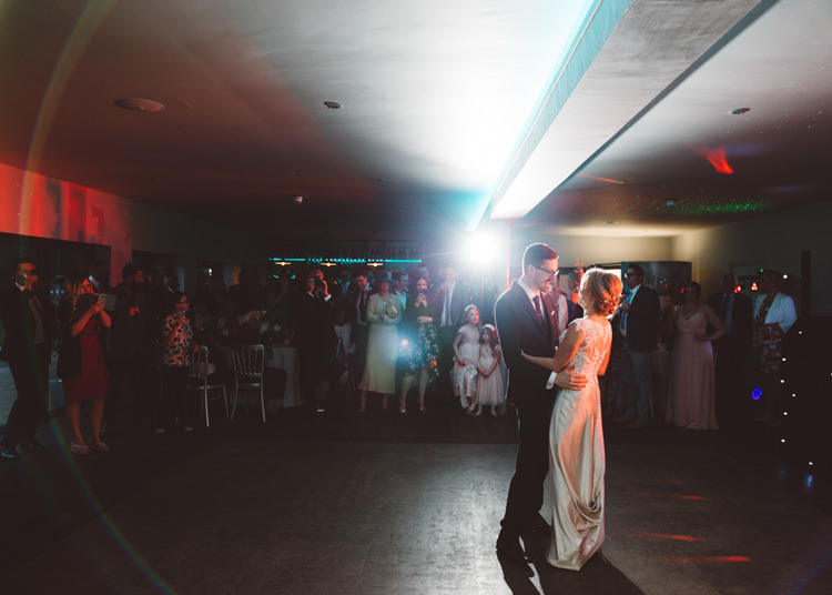 Elegant Unique Pale Pink Tipi Wedding http://holliecarlinphotography.com/