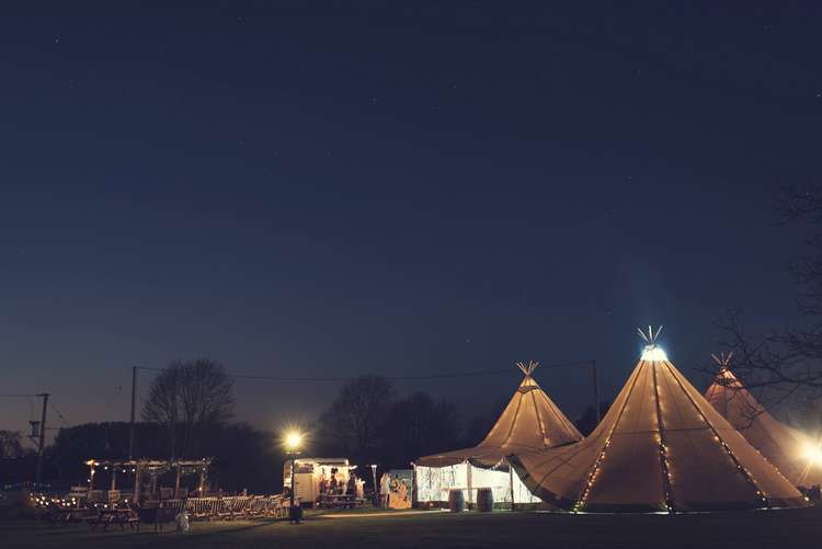 Quirky Seaside Farm Wedding http://www.thomasthomasphotography.co.uk/