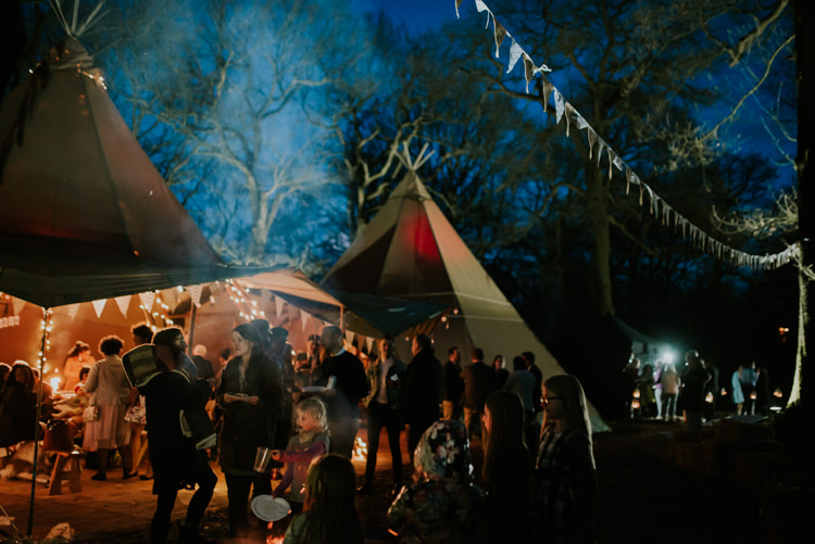 Magical Cosy Forest Tipi Wedding http://katewatersphotography.com/