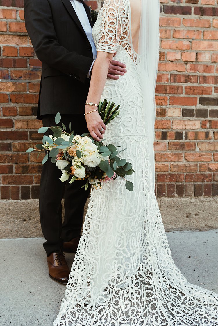 Hip Art Gallery Wedding Colorado http://www.lisarundallphotography.com/