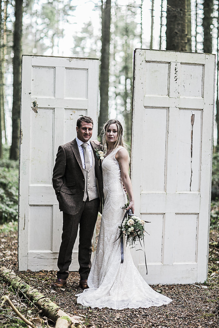 Bohemian Macramé Woodland Wedding Ideas https://samieleephotography.com/