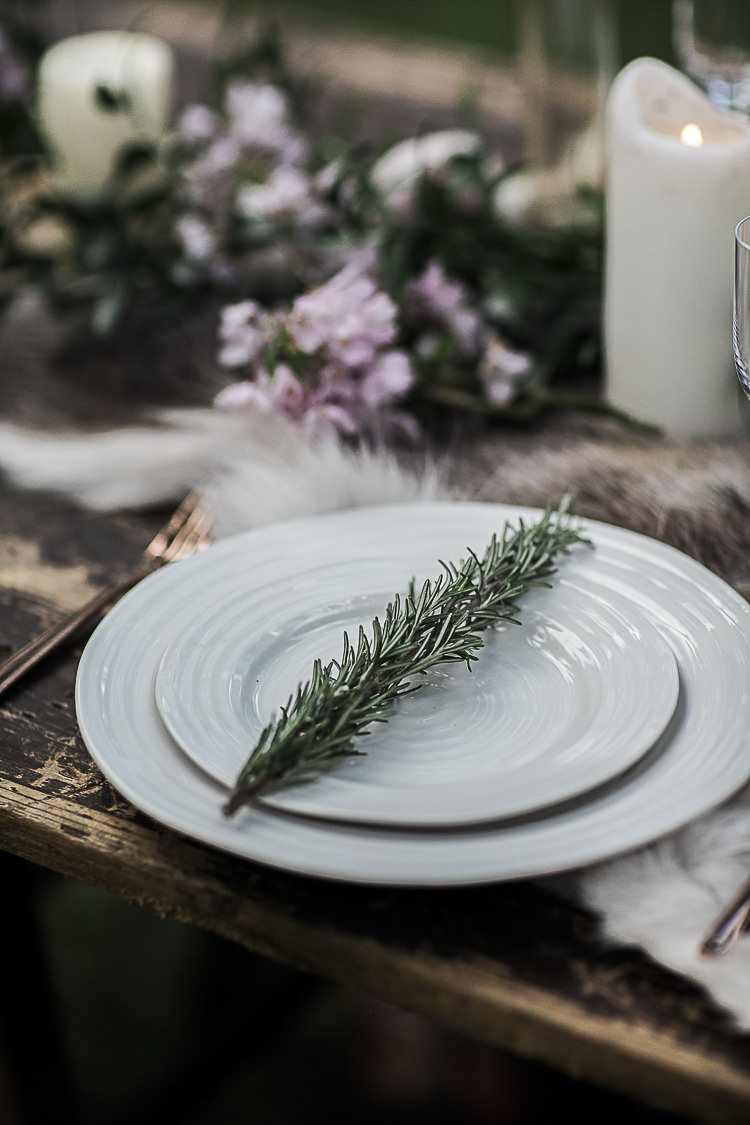 Rosemary Herb Place Setting Plates Bohemian Macramé Woodland Wedding Ideas https://samieleephotography.com/
