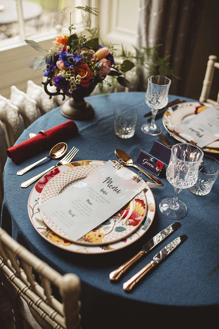 Place Setting Menu Floral Stationery Menu China Dutch Masters Wedding Inspiration https://www.kindredphotography.co.uk/