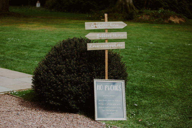 Sign Welcome Direction No Phones Unplugged 1920s Speakeasy Country House Glamour Wedding https://www.bearscollective.com/