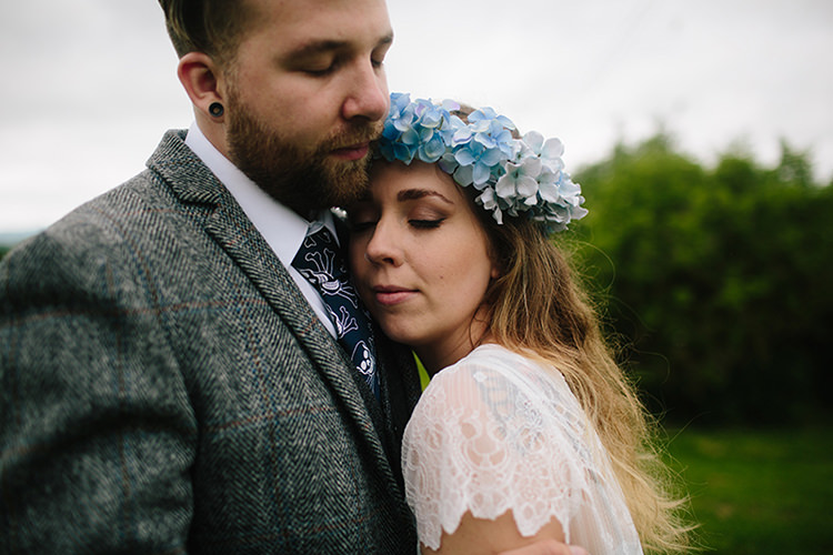Indie Outdoorsy Cowshed DIY Wedding http://www.danhoughphoto.com/
