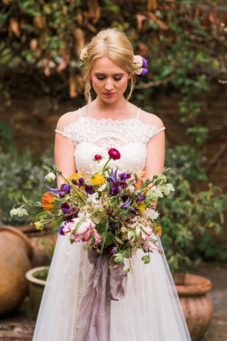Bouquet Flowers Wild Natural Whimsical Bride Bridal Ranunculus Lavender Silk Ribbon First Look Wedding Ideas Country Estate Garden http://annamorganphotography.co.uk/