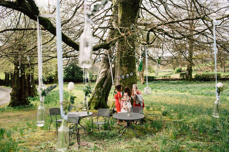 Delightfully Stylish Spring Wedding in the Lake District http://jamiedunnphotography.com/