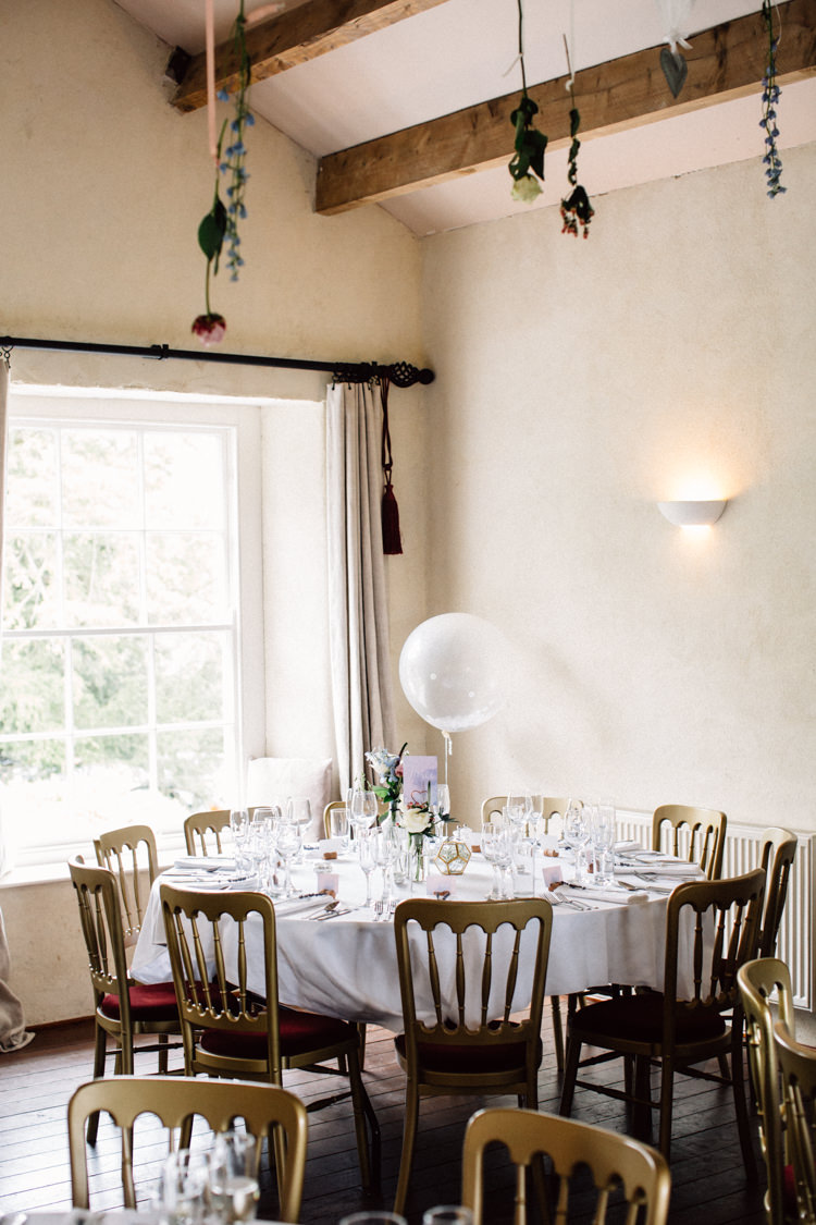 Delightfully Stylish Spring Wedding in the Lake District http://jamiedunnphotography.com/