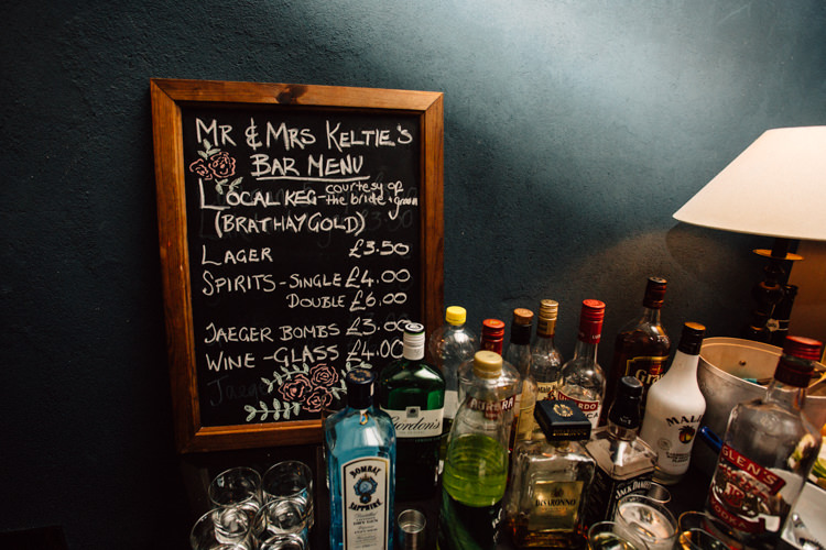 Delightfully Stylish Spring Wedding in the Lake District http://jamiedunnphotography.com/