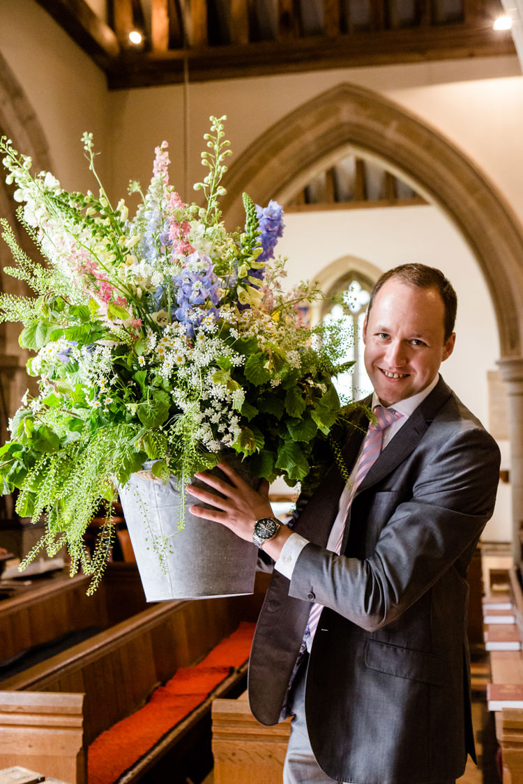 Pretty Relaxed Lavender Country Wedding http://www.lydiastampsphotography.com/