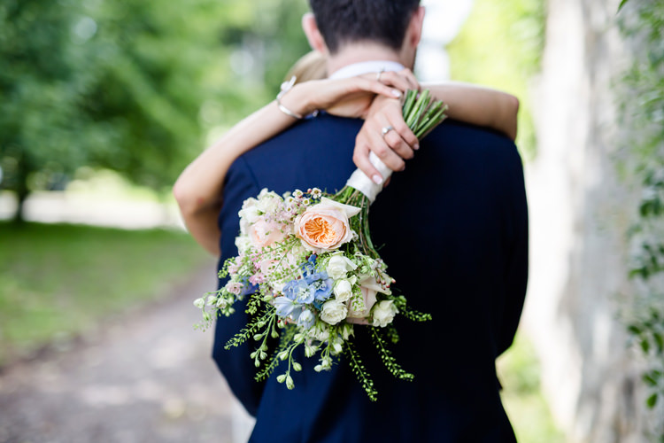 Pretty Relaxed Lavender Country Wedding http://www.lydiastampsphotography.com/