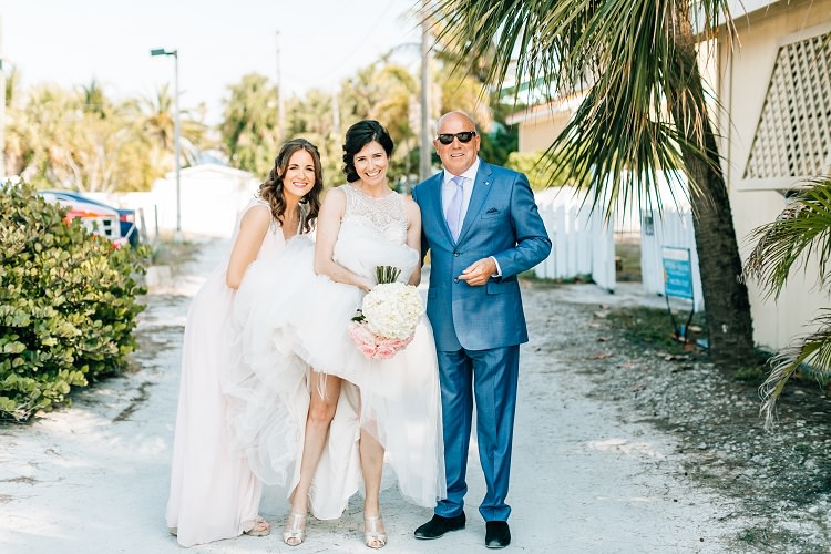 Pink Gold Flamingos Pineapples Florida Destination Wedding http://www.findinglightphotography.com/