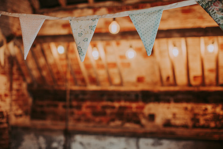 Rustic Charm Contemporary Pastel Barn Wedding http://www.bloomweddings.co.uk/