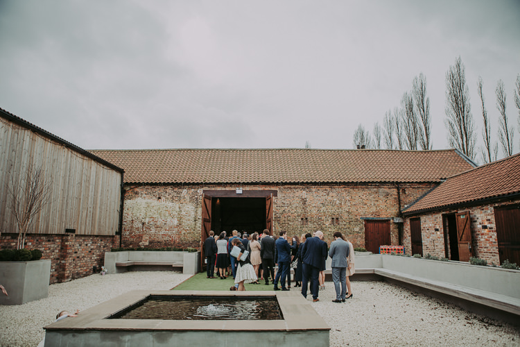 Rustic Charm Contemporary Pastel Barn Wedding http://www.bloomweddings.co.uk/