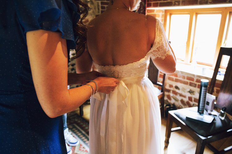 Relaxed Bohemian Spring Barn Wedding http://emilytylerphotography.com/