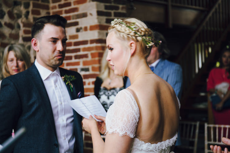 Relaxed Bohemian Spring Barn Wedding http://emilytylerphotography.com/