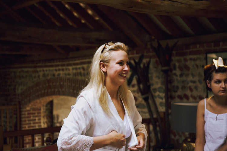 Relaxed Bohemian Spring Barn Wedding http://emilytylerphotography.com/