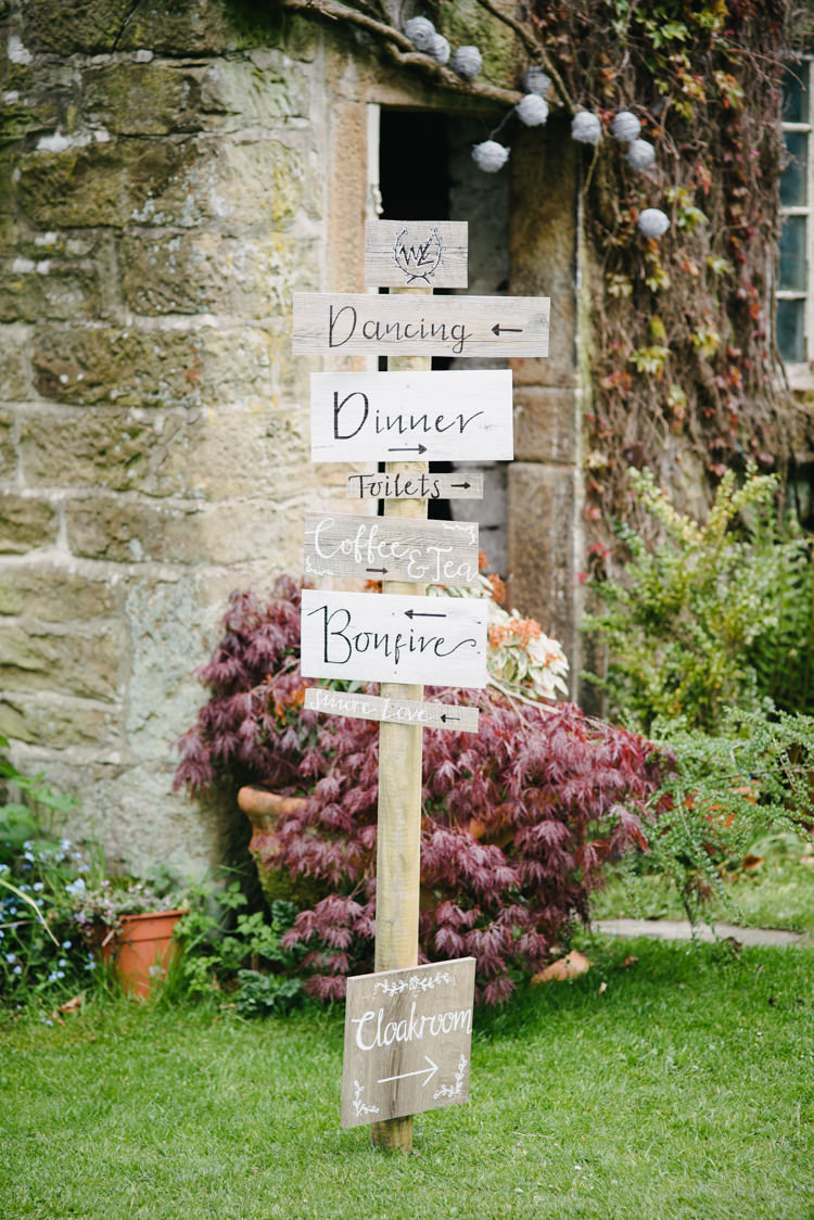 Wooden Sign Direction Toilets Rustic DIY Wedding at Home in the Peak District http://www.peakography.co.uk/