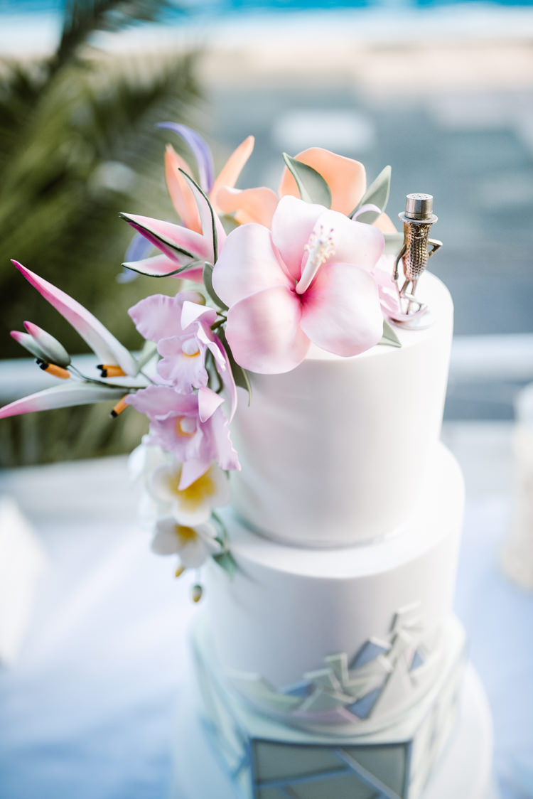 Topical Art Deco Gatsby 20s 30s Modern Cake Laid Back Local London Lido Wedding http://andrewbrannanphotography.co.uk/