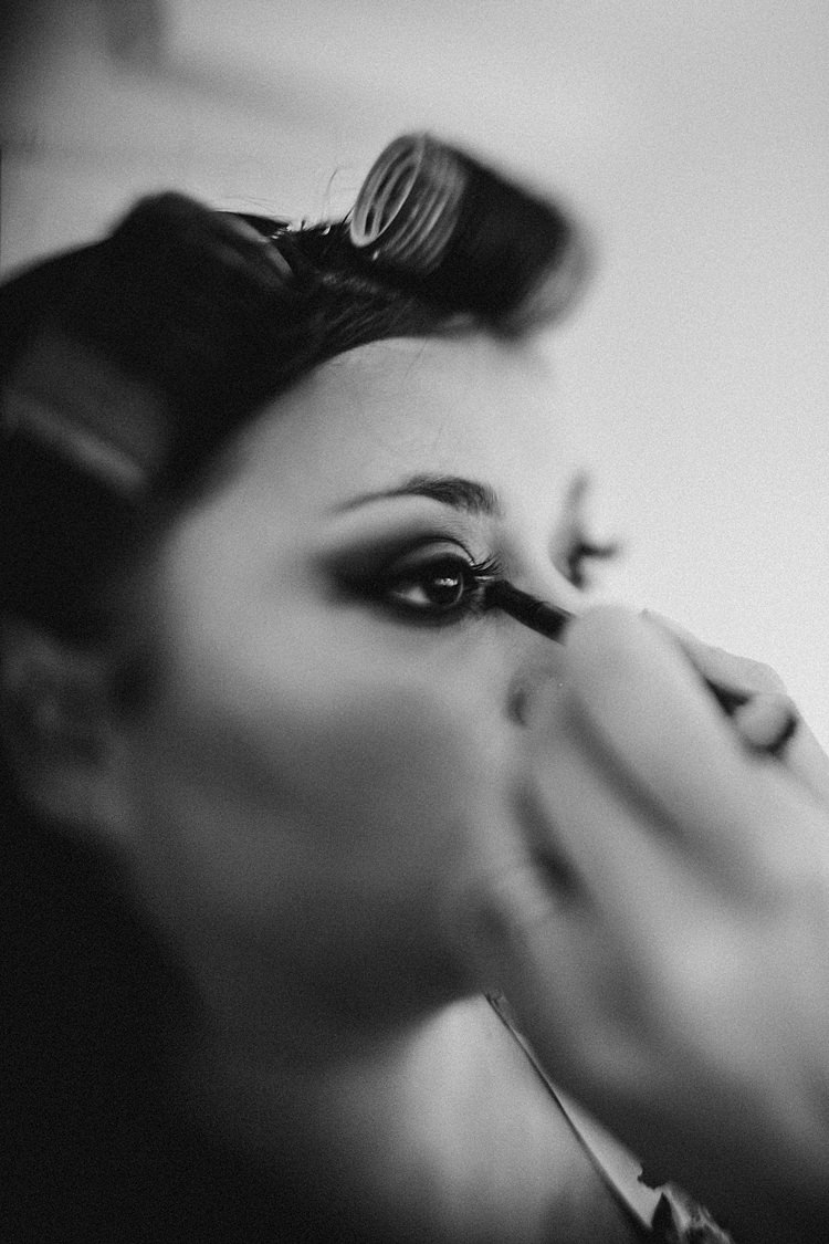 Make Up Bride Bridal Prep Woodland Lavender Spring Country Wedding http://www.carlablainphotography.co.uk/