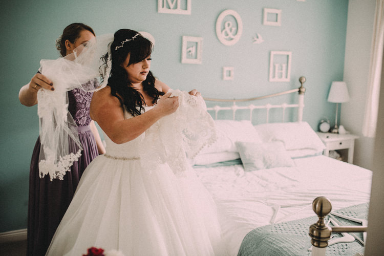 Woodland Lavender Spring Country Wedding http://www.carlablainphotography.co.uk/