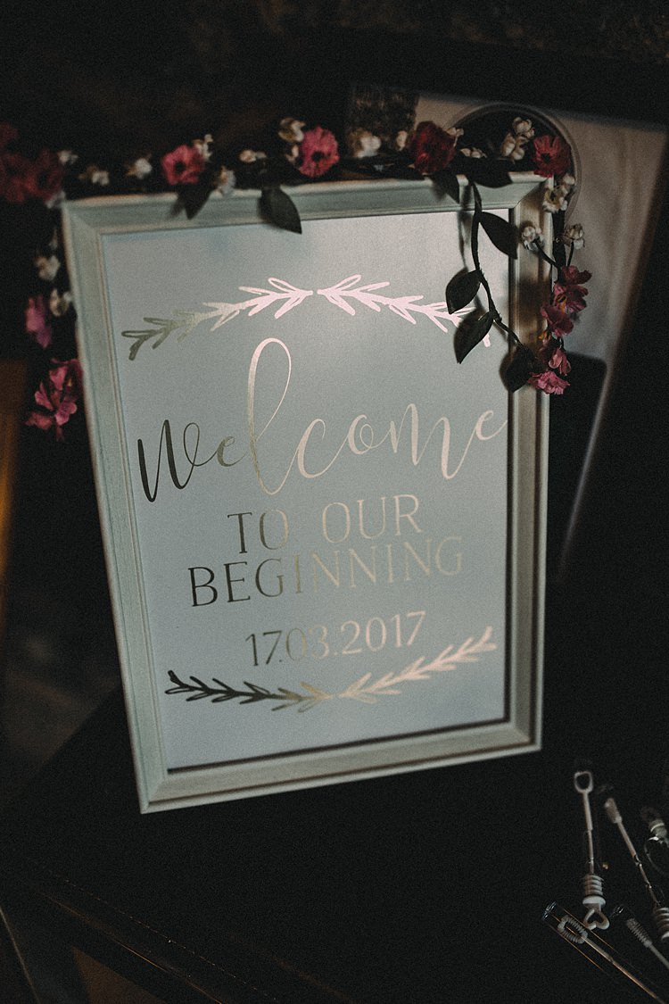 Sign Welcome Calligraphy Flowers Woodland Lavender Spring Country Wedding http://www.carlablainphotography.co.uk/