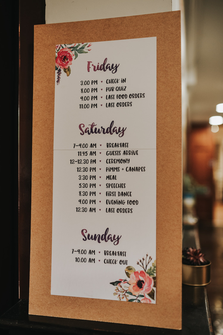 Weekend Order Service Day Sign Wooden Floral Crafty Fun Budget Friendly Wedding https://www.pearbearphotography.com/