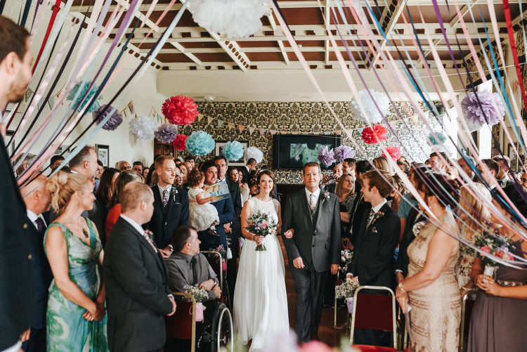 Crafty Fun Budget Friendly Wedding https://www.pearbearphotography.com/