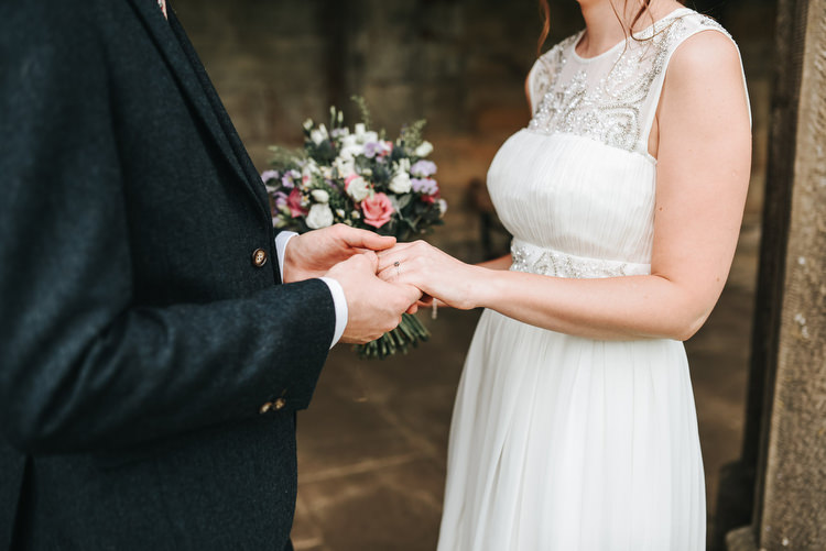 Crafty Fun Budget Friendly Wedding https://www.pearbearphotography.com/