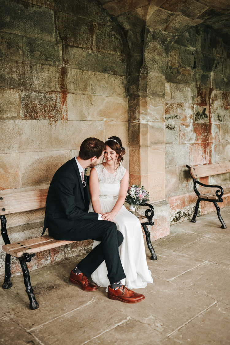Crafty Fun Budget Friendly Wedding https://www.pearbearphotography.com/