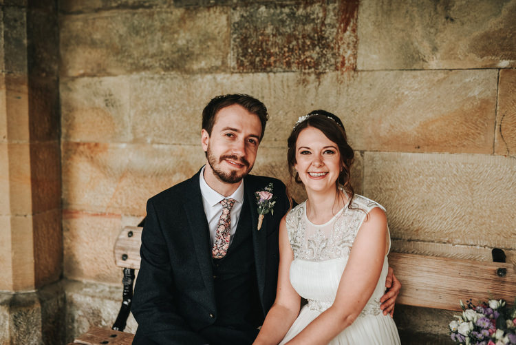 Crafty Fun Budget Friendly Wedding https://www.pearbearphotography.com/