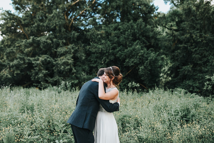 Crafty Fun Budget Friendly Wedding https://www.pearbearphotography.com/