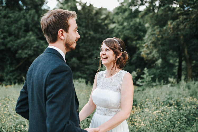 Crafty Fun Budget Friendly Wedding https://www.pearbearphotography.com/