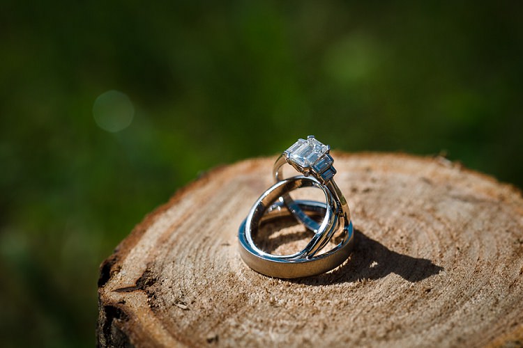Graceful Walled Garden Wedding http://helenkingphotography.co.uk/