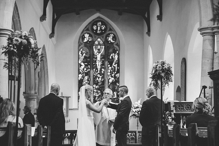 Graceful Walled Garden Wedding http://helenkingphotography.co.uk/