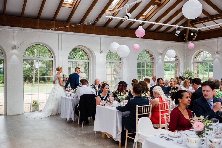 Graceful Walled Garden Wedding http://helenkingphotography.co.uk/