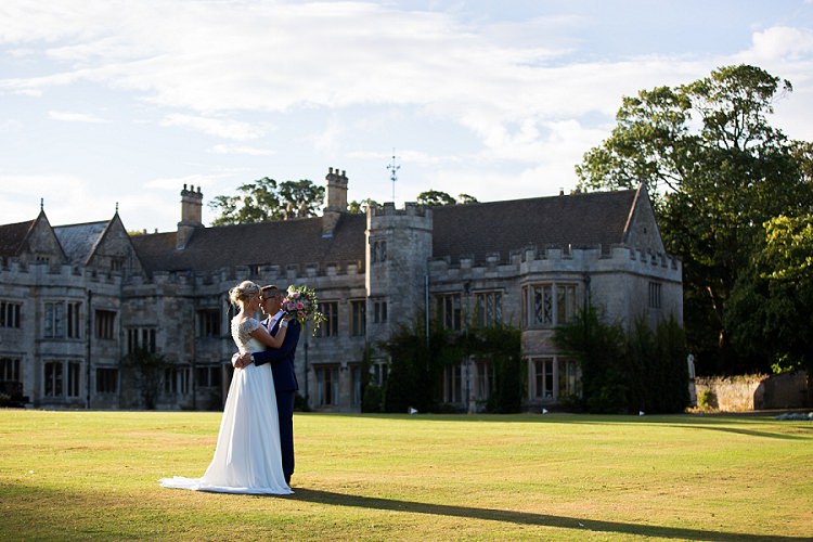 Graceful Walled Garden Wedding http://helenkingphotography.co.uk/