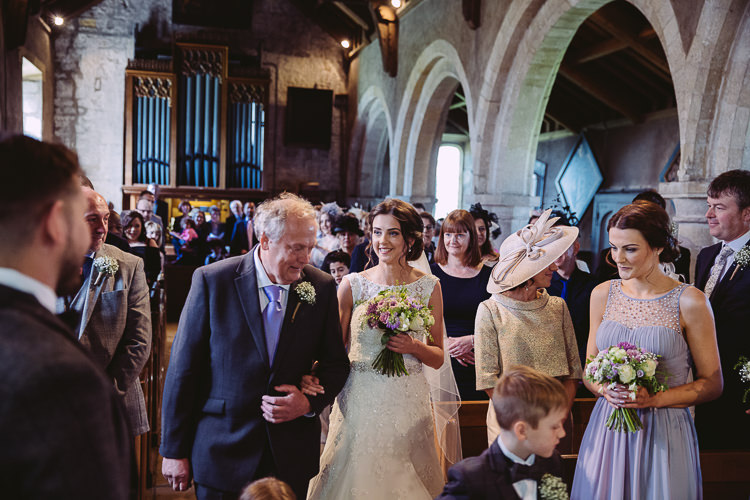 Romantic Soft Pastel Pretty Wedding http://hayleybaxterphotography.com/
