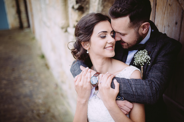 Romantic Soft Pastel Pretty Wedding http://hayleybaxterphotography.com/