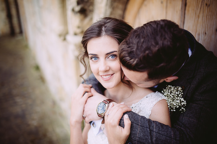 Romantic Soft Pastel Pretty Wedding http://hayleybaxterphotography.com/