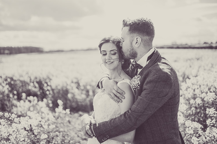 Romantic Soft Pastel Pretty Wedding http://hayleybaxterphotography.com/