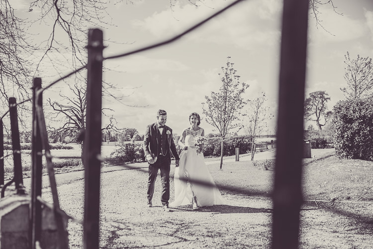 Romantic Soft Pastel Pretty Wedding http://hayleybaxterphotography.com/