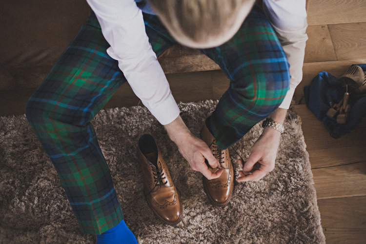 Enchanting Free-Spirited Outdoor Wedding http://www.johnelphinstonestirling.com/