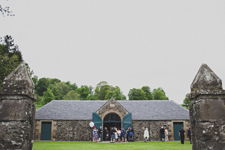 Enchanting Free-Spirited Outdoor Wedding http://www.johnelphinstonestirling.com/