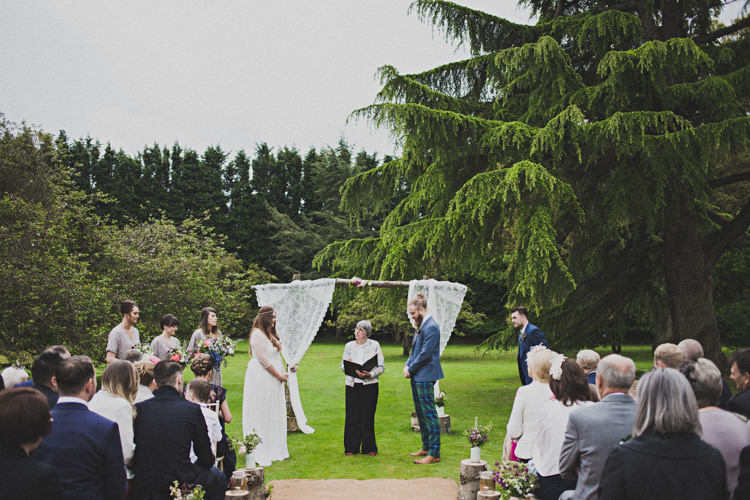 Enchanting Free-Spirited Outdoor Wedding http://www.johnelphinstonestirling.com/