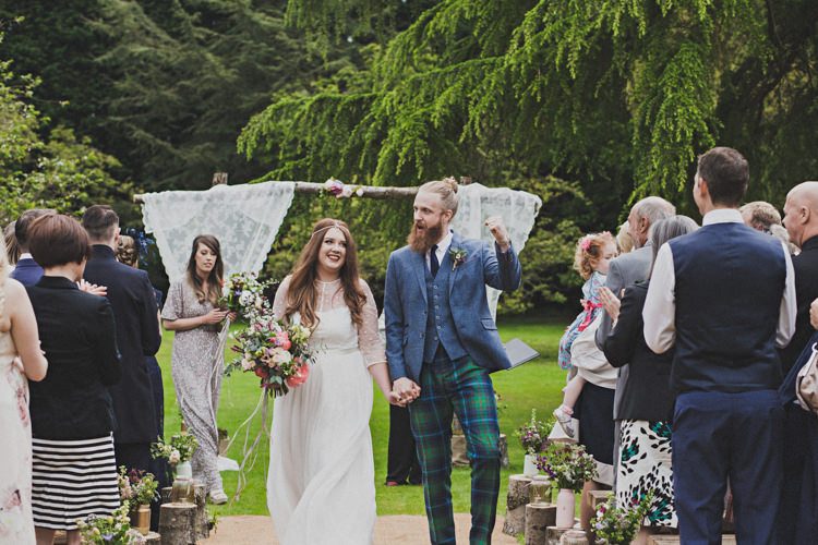 Enchanting Free-Spirited Outdoor Wedding http://www.johnelphinstonestirling.com/