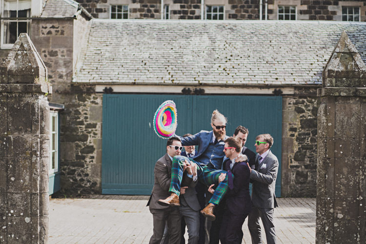 Enchanting Free-Spirited Outdoor Wedding http://www.johnelphinstonestirling.com/