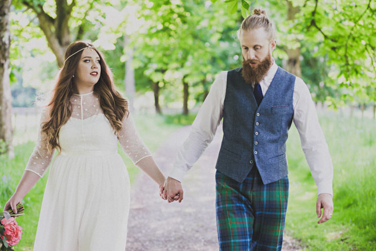 Enchanting Free-Spirited Outdoor Wedding http://www.johnelphinstonestirling.com/