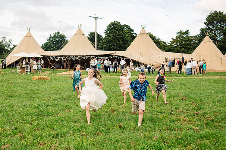 Charming Natural Countryside Tipi Wedding http://www.pauljosephphotography.co.uk/