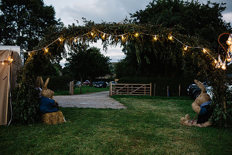 Charming Natural Countryside Tipi Wedding http://www.pauljosephphotography.co.uk/